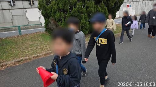 公園へ行く凛童舎の子供たち