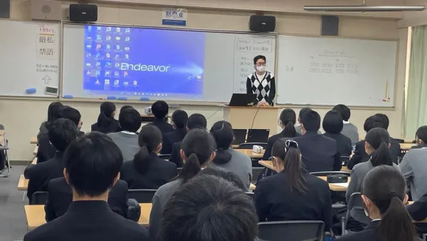 【茨城県立下館第一高等学校附属中学校】アントレプレナーシップについて講演。ネットには載っていない『なぜ勉強をするのか？』